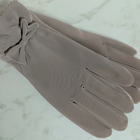 Women's Stylish Taupe Gloves - Picture 3 of 3